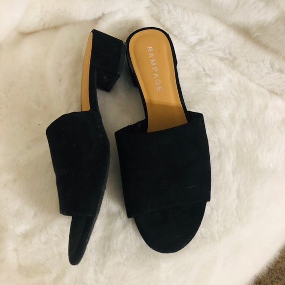 Shoes - Picture 3 of 4